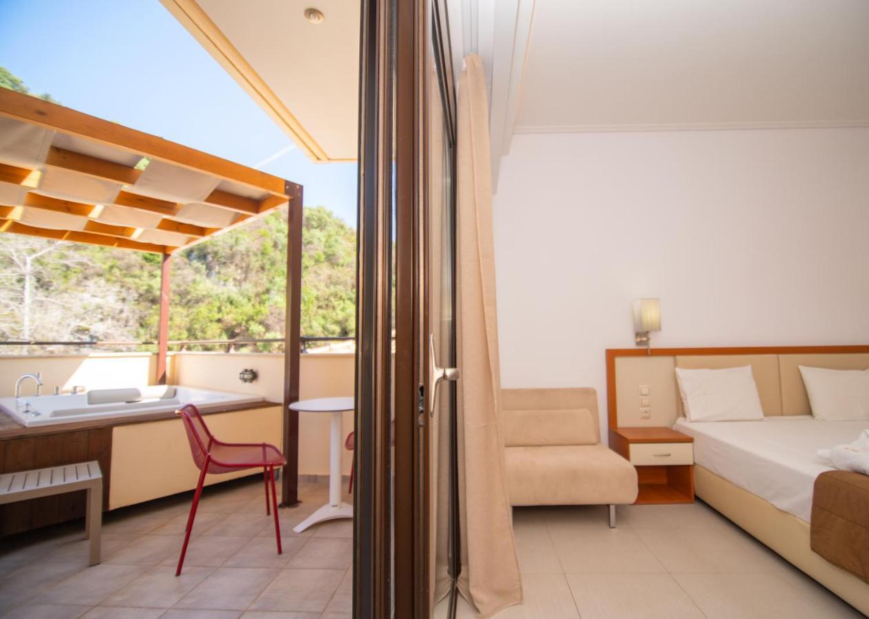 Riviera Perdika Hotel Eksteriør billede